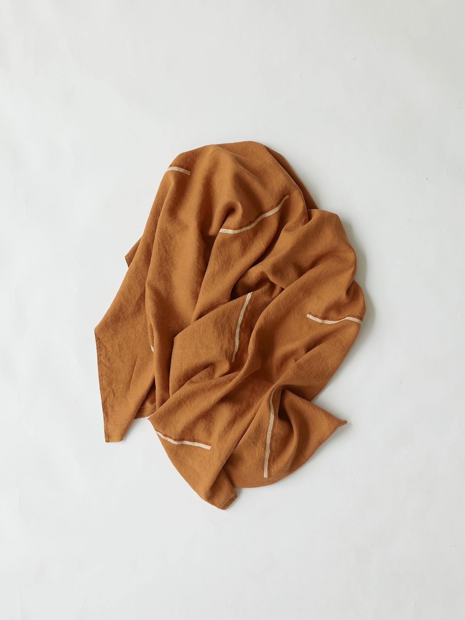 K'UN RUST THROW